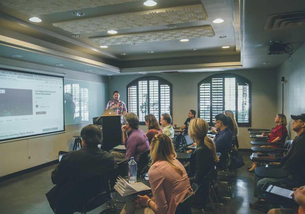 A practitioner session in a workshop room